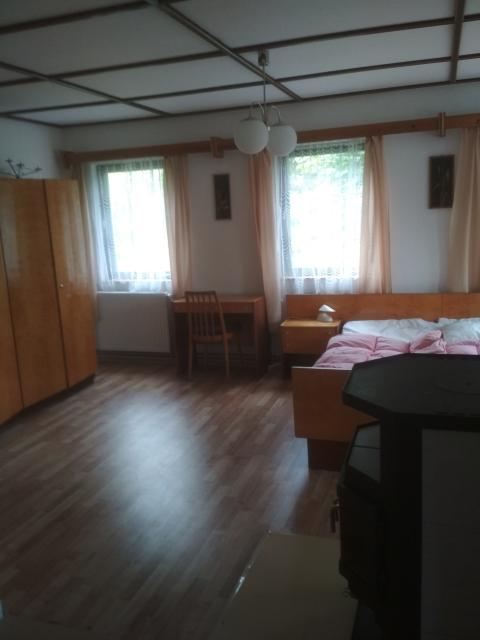Lakovaná ložnice